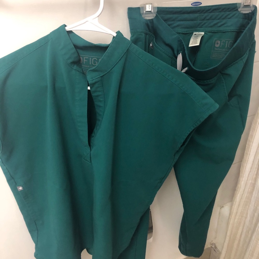 Figs hunter green scrubs